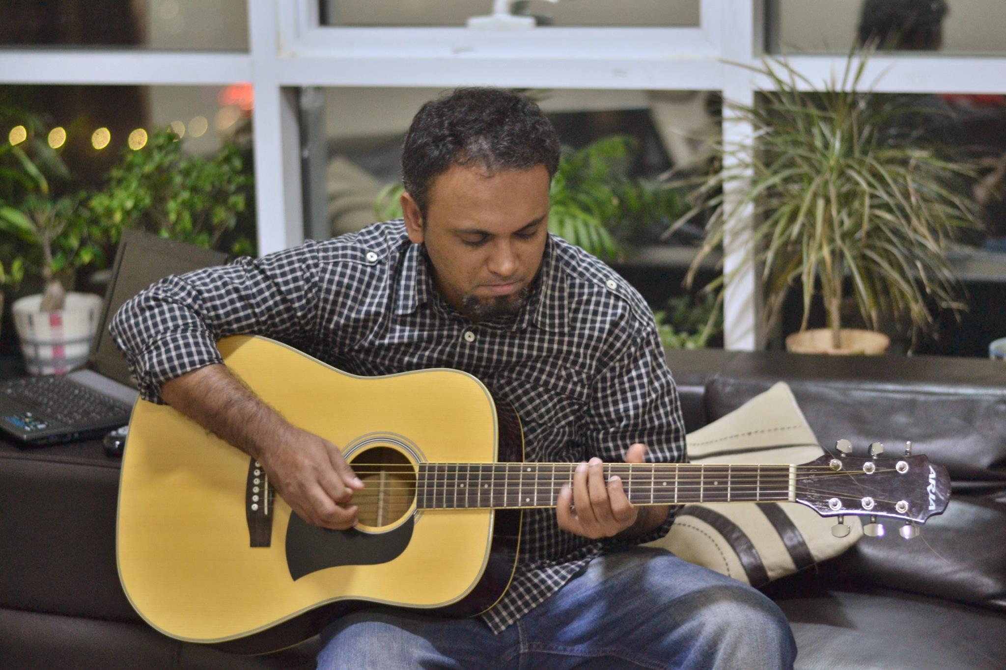 Moncy composing at home in 2015