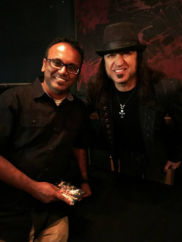 Moncy meeting Michael Sweet in 2017