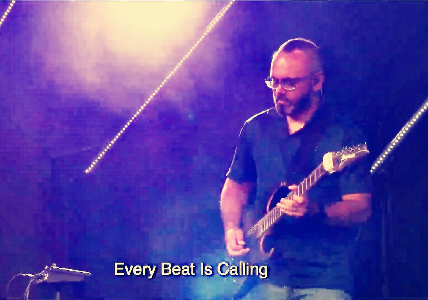 Moncy performing in 2020